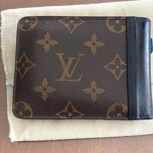 Louis Vuitton, men’s or women’s wallet - Picture 5 of 13